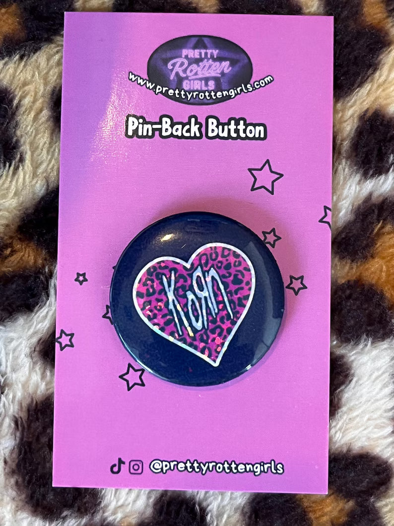 Korn Leopard Sparkly Pin